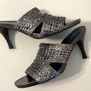 Donald J Pliner size 11 Silver/Bronze High Heel Slide